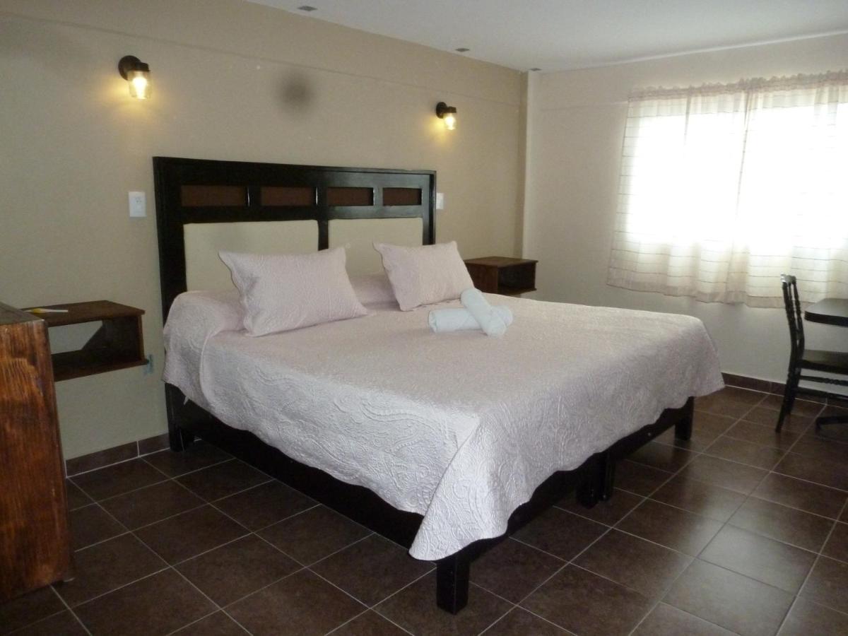Hotel Gold Ел Оро де Идалго Екстериор снимка